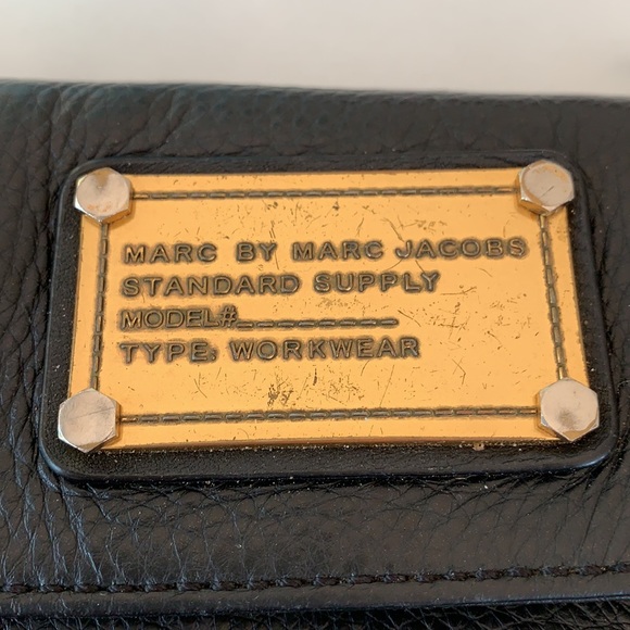 Marc by Marc Jacobs Wallet - Picture 6 of 6